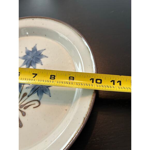 Dansk Wildfloweer NR Niels Refsgaard Denmark 8 1/2" Dinner Plate Replacement - Picture 3 of 4
